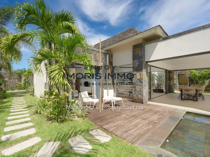 Superbe villa moderne de  4 chambres avec piscine