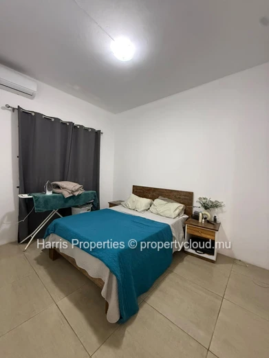 Appartement meublé au rez-de-chaussée à louer à Mon Choisy