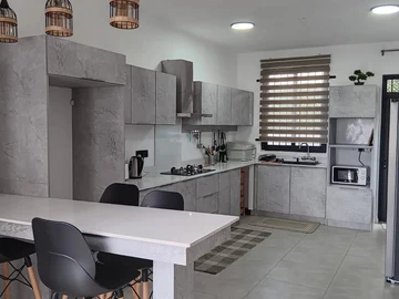 4 Bedroom Villa