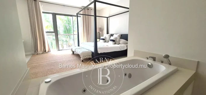 GRAND BAIE - Ultra-Luxury Penthouse - 3 Bedrooms
