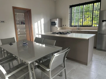 Maison de 4 Chambres