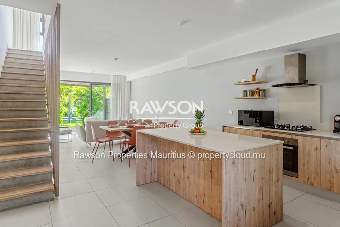 3-Bedroom Duplex | Waterfront | Private Pool | Sea View Rooftop | Calodyne