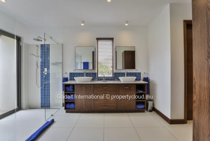 Exceptional 4-Bedroom Villa Rental with Private Pool & Tropical Garden at Anahita Resort