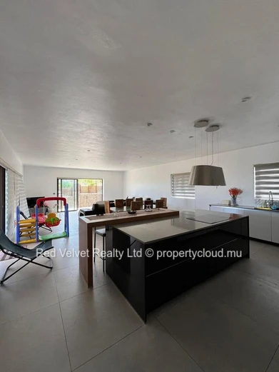 Villa de 5 chambres à louer à Flic en Flac