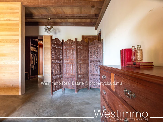 Villa de style colonial avec vue mer à vendre à Tamarin