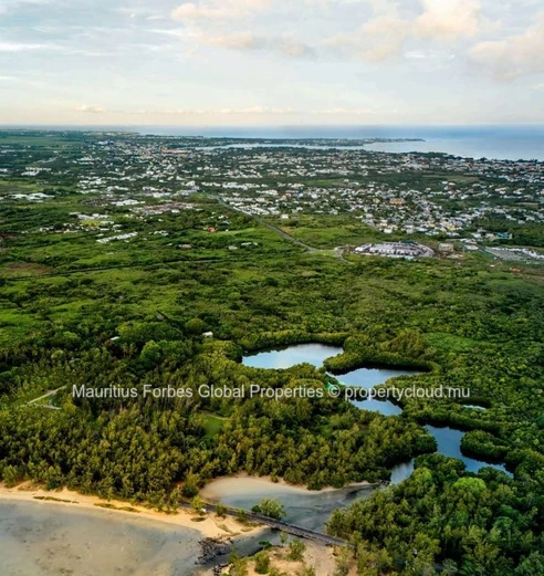 Anse la raie, Grand Baie, North