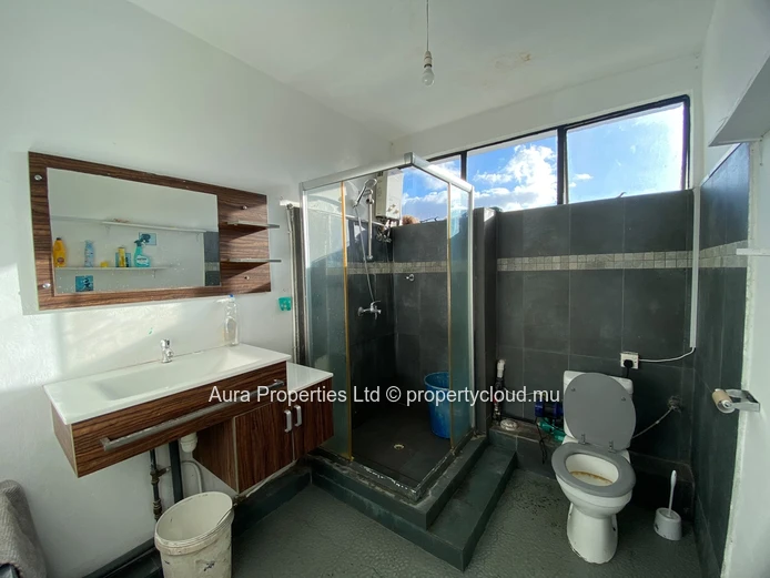 Appartement De 3 Chambres À Vendre À Roche Brunes – Rs 3,5 Millions | Négociable