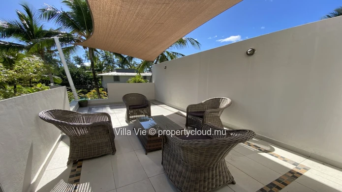 Poste Lafayette - Beachfront modern 3-bedroom ensuite duplex with swimming pool