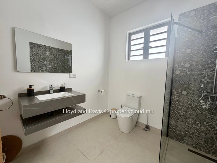 Modern Villa 3 Bedrooms + Office (Convertible)