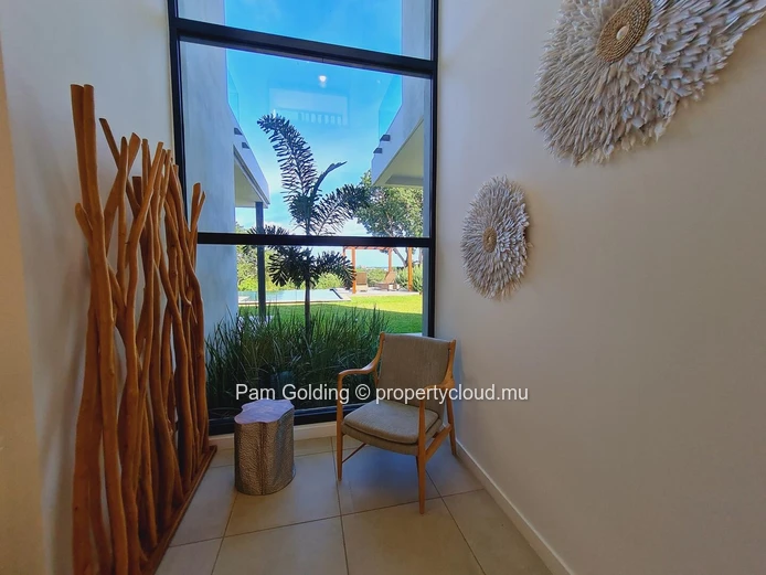4-Bedroom Villa in Akasha Villas, Cap Tamarin – Private Pool & Coastal Views