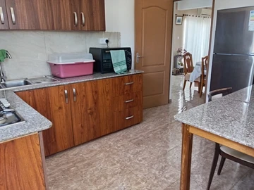 5 Bedroom Villa