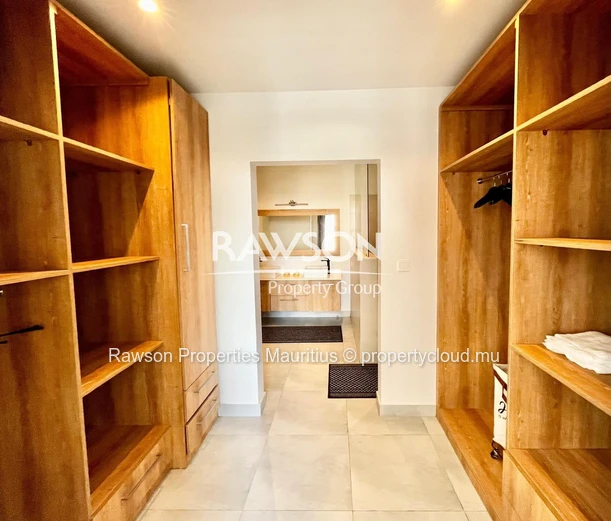 Apartment | 3 Bedrooms | Sea & Mountain Views | Tamarin
