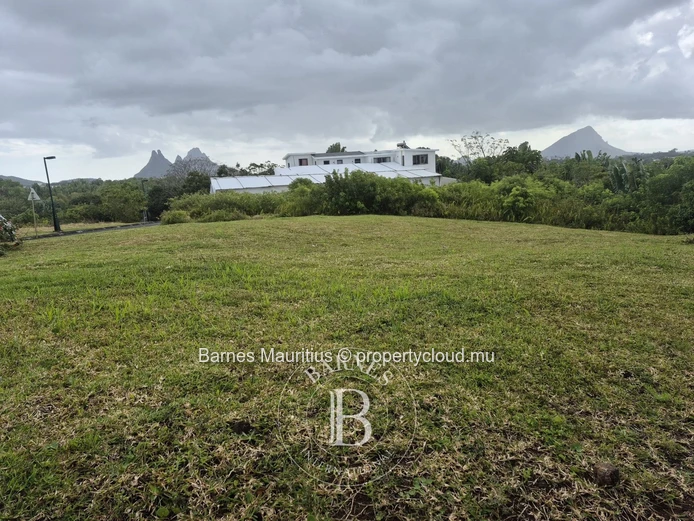 FLORÉAL - Terrain - 3 461 m²