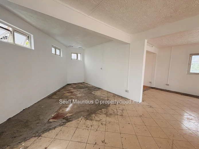 20 Pied Commercial Suites