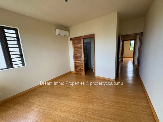 New Penthouse With Access To Private Rooftop With Sea & Mountain Views In Flic En Flac - Mauritius