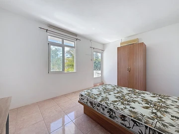 10 Bedroom Apartment