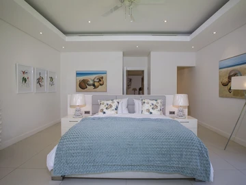 4 Bedroom Villa