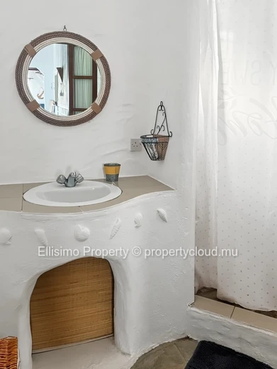 Charmante maison de plage de 3 chambres à louer – Trou d’Eau Douce