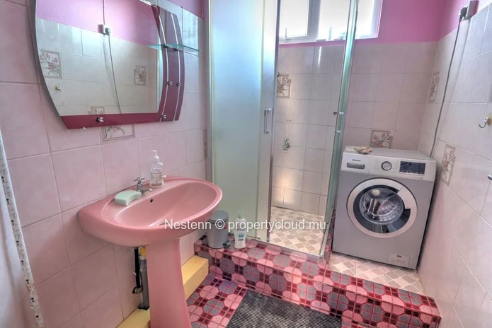 Lovely family home in a quiet setting