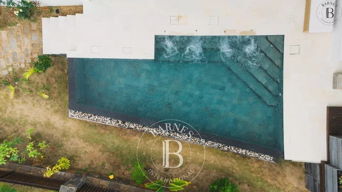 FLIC EN FLAC - 4 Bedrooms villa with sea view