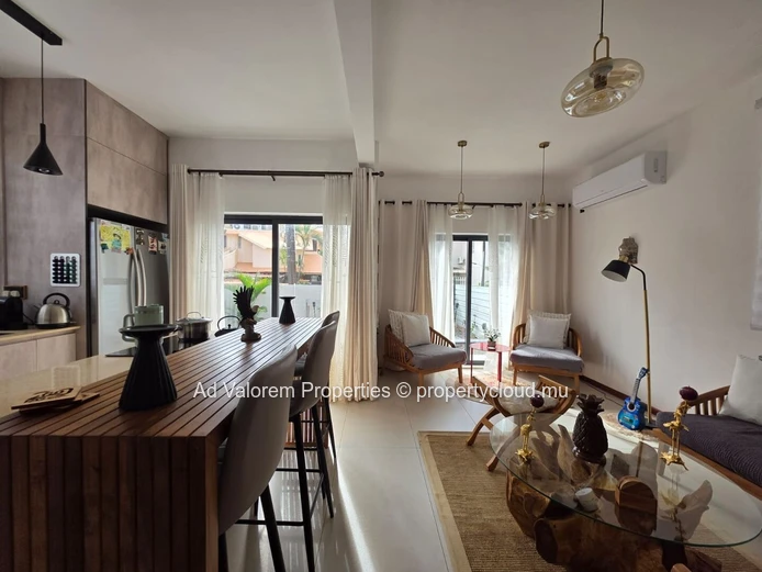 Maison à Vendre à Albion – Vue Mer depuis le Rooftop | Entièrement Meublée