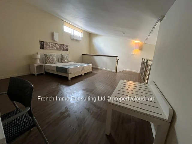 Appartement de 2 chambres en vente aux etrangers (Trou aux biches 50M de la plage) 