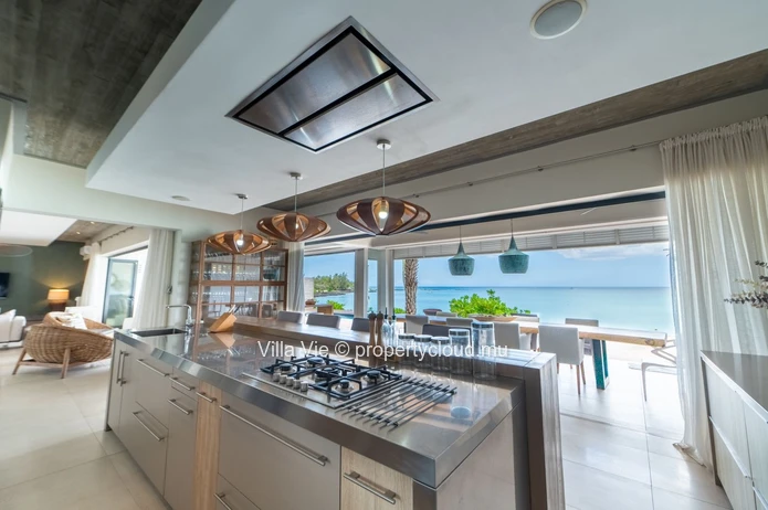 Péreybère – Exceptional Beachfront Luxury Villa with 4 En-Suite Bedrooms