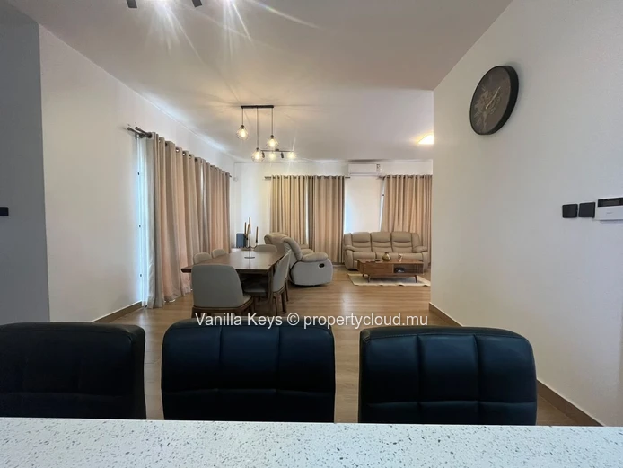 For Rent – Spacious Apartment In Green Creek
