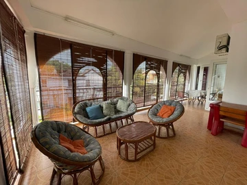 Maison de 6 Chambres