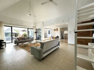 4 Bedroom Villa