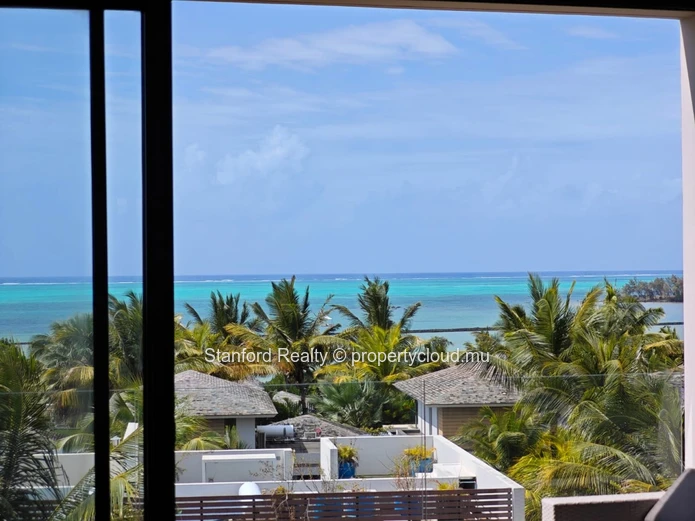 Apartment for Rent - 3 Bedrooms, Azuri
