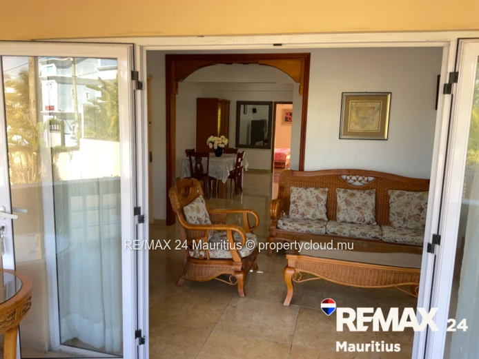 Ground Floor Apartment In Blue Bay - 82.95 M², Easy Living By The Coast