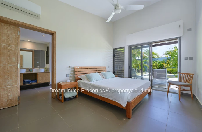 Splendid 3-Bedroom Villa Close To The Beach In Grand Baie – Mauritius