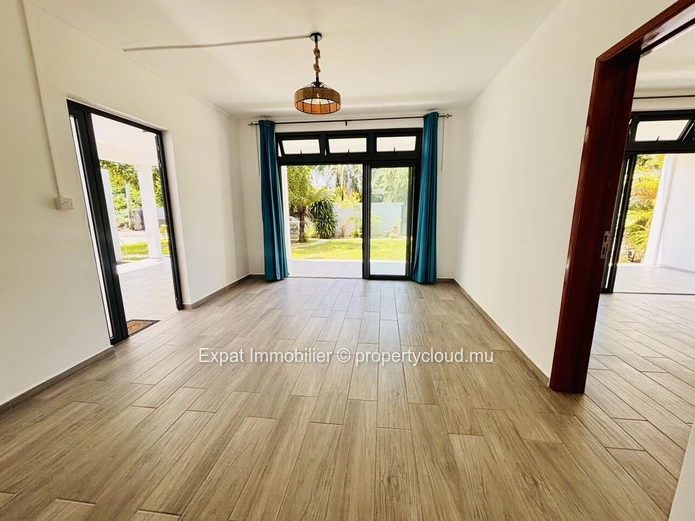 120M² Two-Bedroom Single-Storey House, Pets Welcome – Grand Gaube
