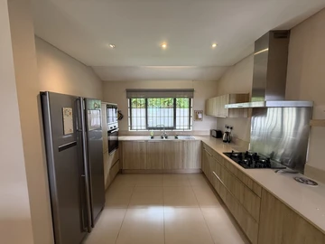 4 Bedroom Townhouse, Duplex