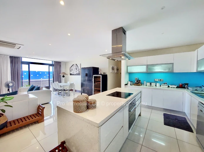 Luxury apartment for sale at La Croisette in the heart of Grand Bay.