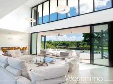 TAMARIN - Exceptional villa with minimalist style