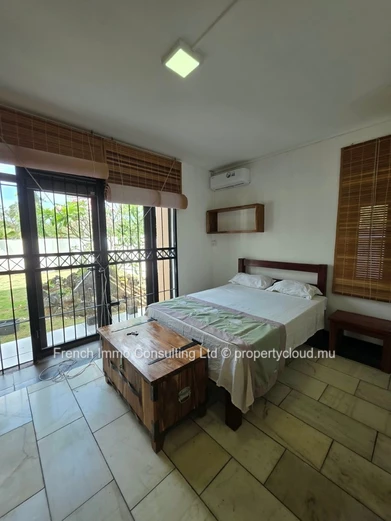 Villa de charme, 3 chambres, jardin de 760 M2 a balaclava