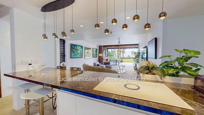 Luxury Apartment By The Water – Erok Residence