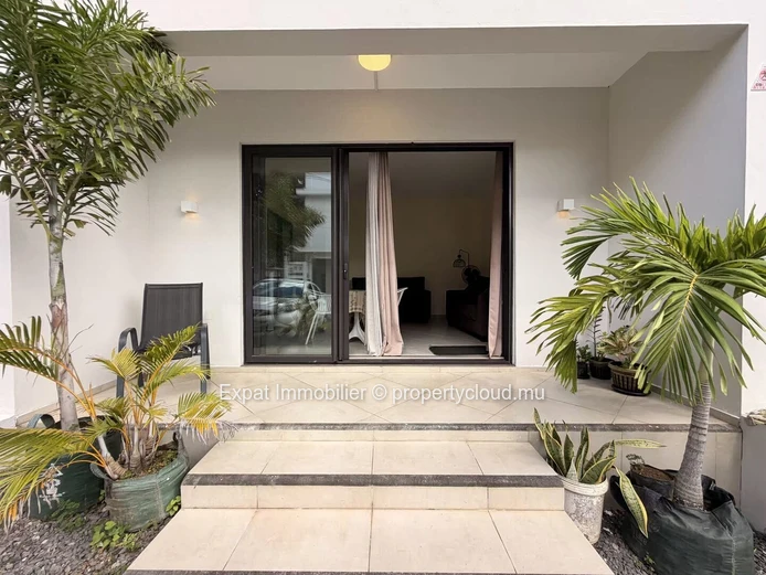 Studio 1 chambre à louer – Grand Baie, à proximité immédiate de Super U