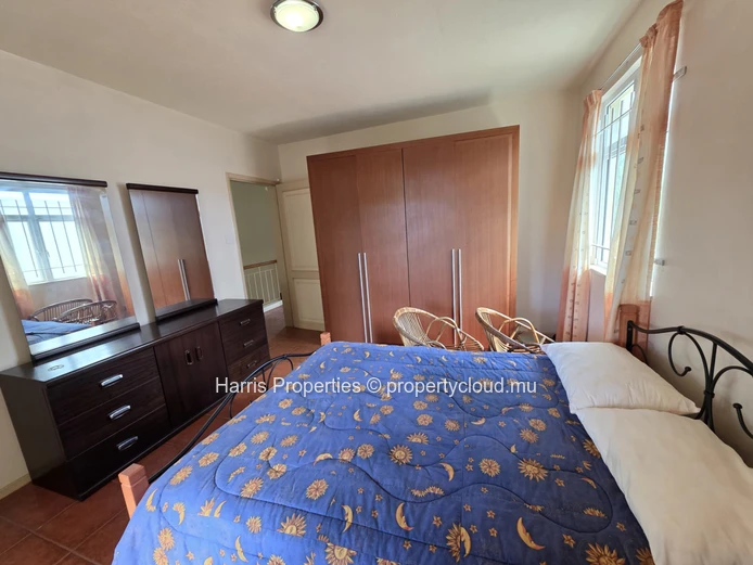 Beachfront house for sale in a secure residence in Calodyne