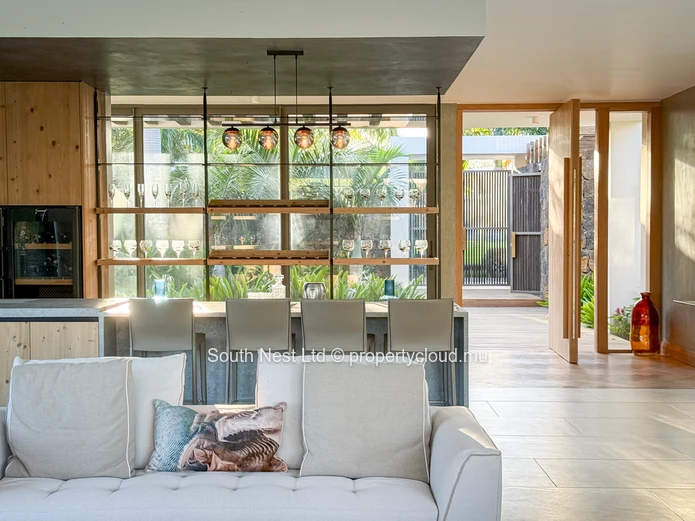 An Architectural Masterpiece in the Heart of Anahita 