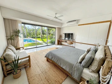 4 Bedroom Villa