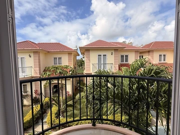 4 Bedroom Apartment