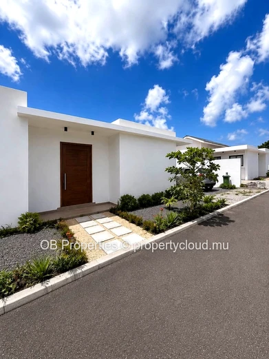 Modern 3-Bedroom Villa