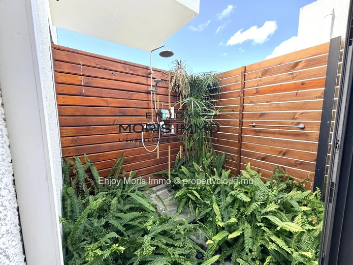 Superbe Villa Contemporaine 3 Chambres avec Piscine – À vendre à Grand Baie
