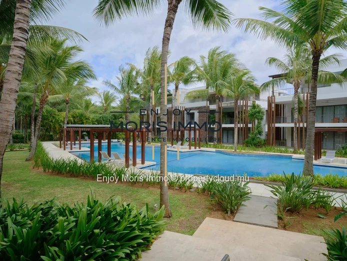 Luxury penthouse for sale – Mont Choisy Golf & Beach Estate – Mauritius – Golf course view –