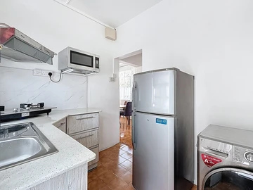 7 Bedroom Apartment