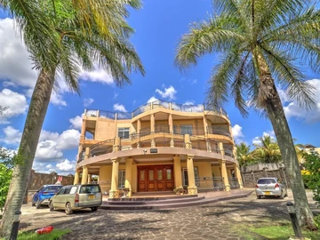 Maison de 9 Chambres