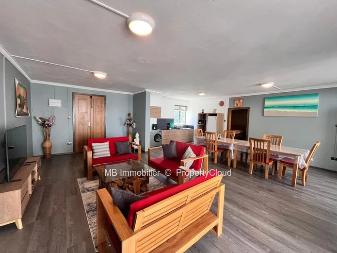 Immeuble comprenant 4 appartements à vendre - Mont Choisy